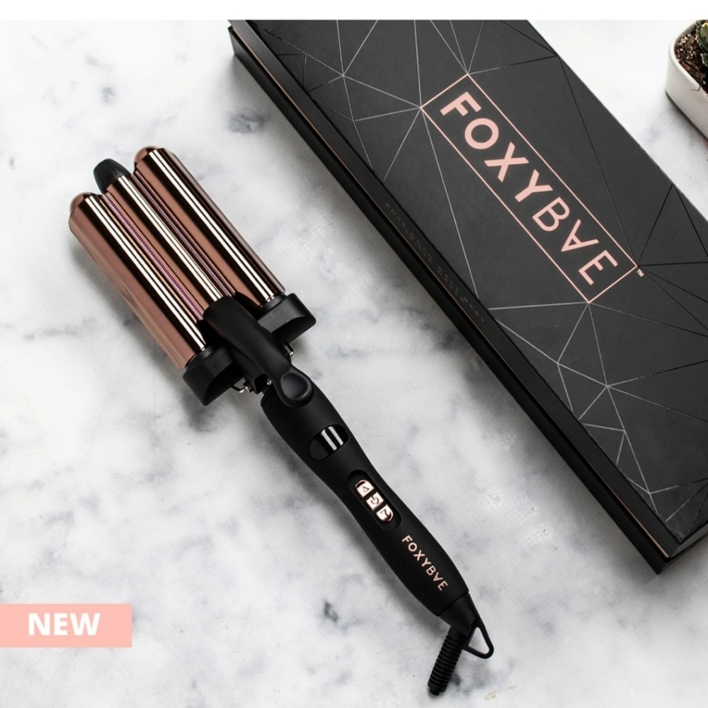 Rose Gold Wavy Baby Triple Waver (New)